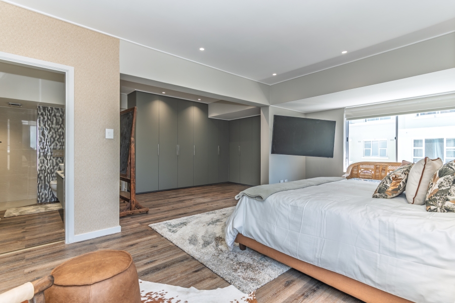 To Let 3 Bedroom Property for Rent in Sea Point Western Cape